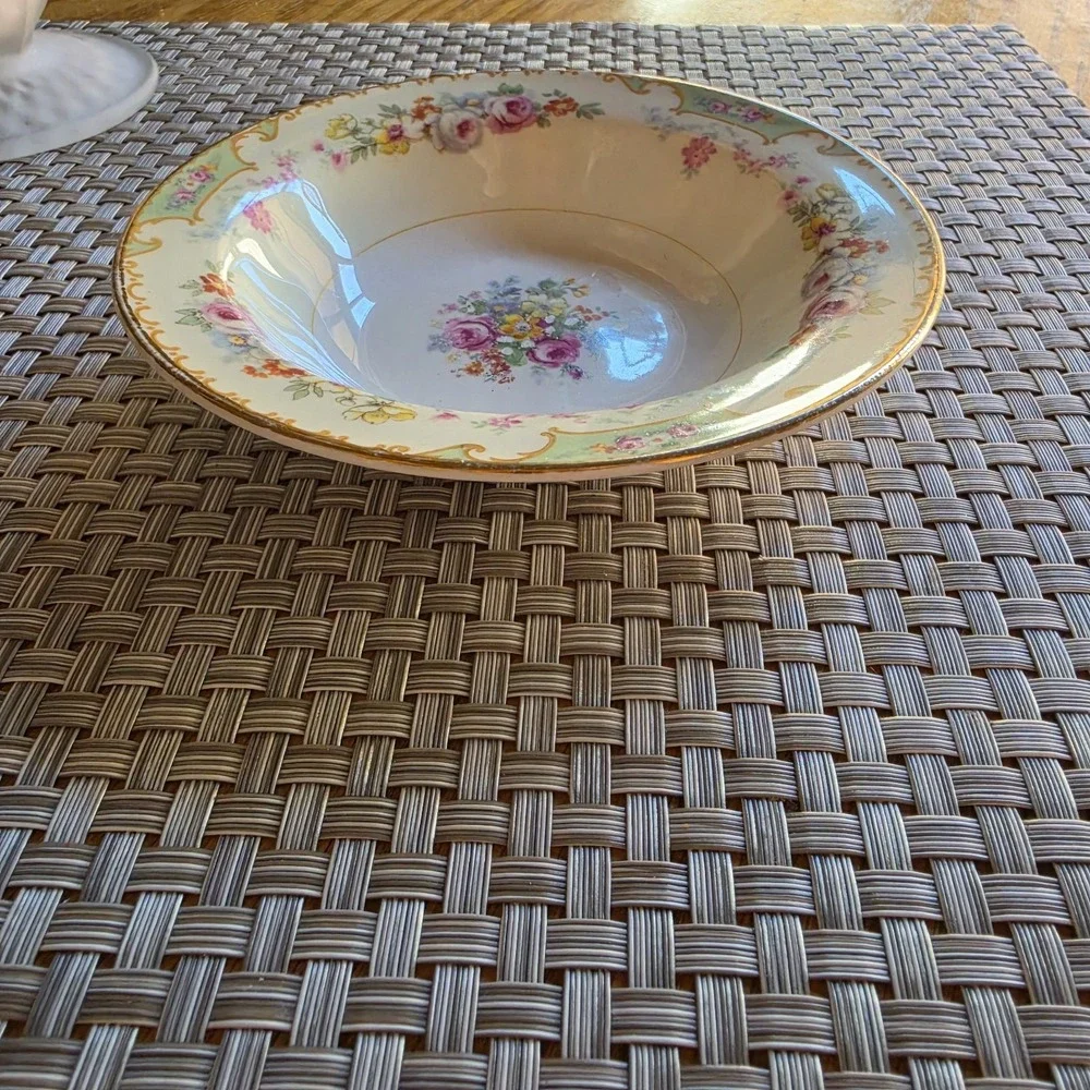 Vintage Floral Porcelain Berry Bowl Pink Ruffled Edge Gold Accents Rose 8